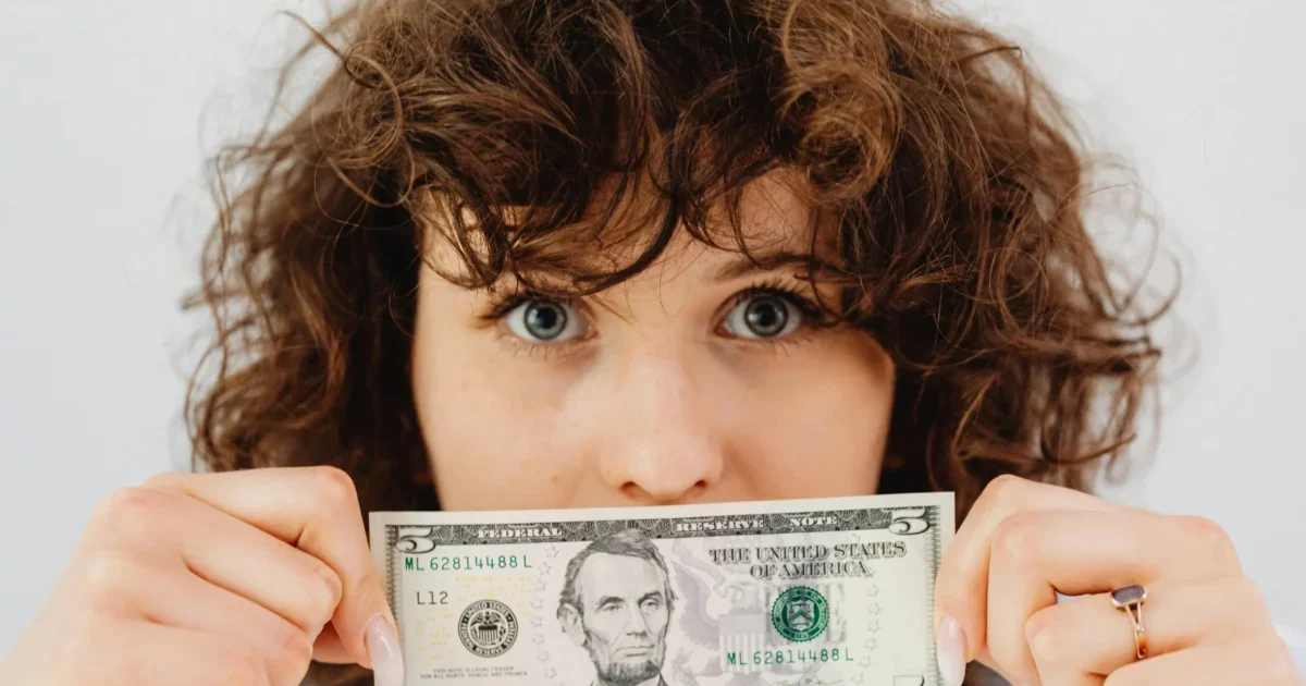 Finance personnelle : 5 astuces pour contrôler son avenir financier